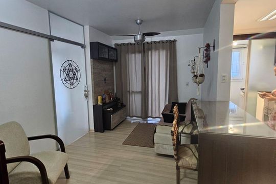 Apartamento à venda com 2 quartos, 72m² em Industrial, Novo Hamburgo