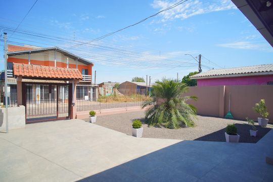 Quintal de casa à venda com 3 quartos, 120m² em Campina, São Leopoldo