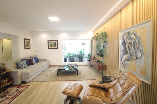 Sala de casa à venda com 4 quartos, 459m² em Pedreira, São Paulo