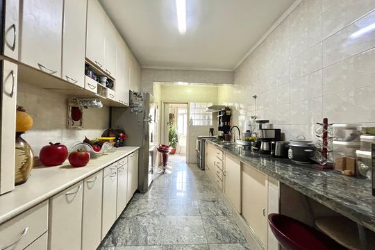 Cozinha de apartamento à venda com 2 quartos, 79m² em Vila Mascote, São Paulo