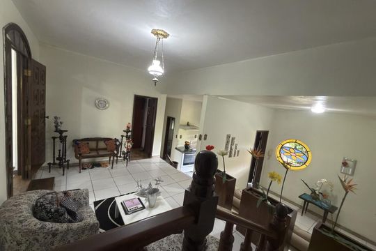 Casa à venda com 4 quartos, 380m² em Granja Vista Alegre, Contagem