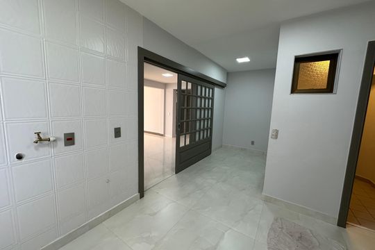 Área de Serviço de apartamento à venda com 3 quartos, 290m² em Alphaville, Barueri
