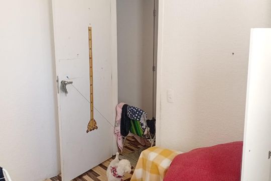 Quarto de apartamento à venda com 2 quartos, 47m² em Restinga, Porto Alegre