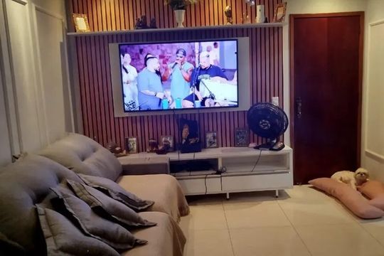 Sala de apartamento à venda com 3 quartos, 104m² em Vila Kosmos, Rio de Janeiro
