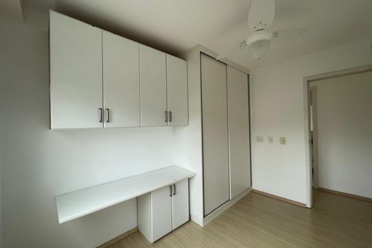 Apartamento à venda com 2 quartos, 64m² em Mirandópolis, São Paulo