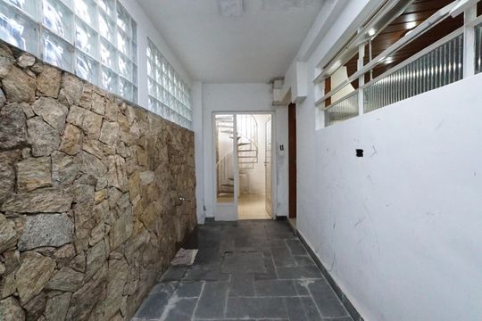 Quintal de casa para alugar com 3 quartos, 140m² em Vila Mariana, São Paulo