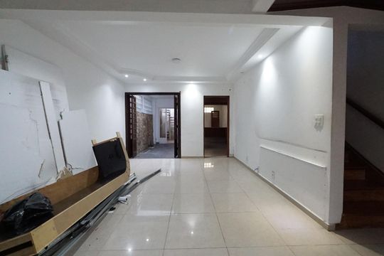 Sala de casa para alugar com 3 quartos, 140m² em Vila Mariana, São Paulo
