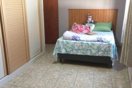 Quarto de casa à venda com 5 quartos, 200m² em Jardim Peri, São Paulo