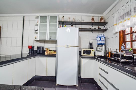 Cozinha de casa à venda com 3 quartos, 150m² em Vila Curuçá, Santo André