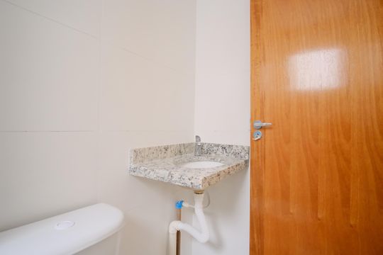 Banheiro de kitnet/studio à venda com 1 quarto, 20m² em Vila Esperança, São Paulo