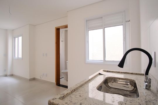 Cozinha de kitnet/studio à venda com 1 quarto, 20m² em Vila Esperança, São Paulo