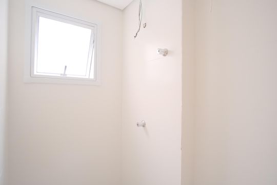 Banheiro de kitnet/studio à venda com 1 quarto, 20m² em Vila Esperança, São Paulo