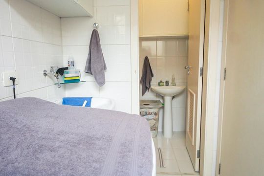 Área de Serviço de casa à venda com 3 quartos, 125m² em Vila Sonia, São Paulo
