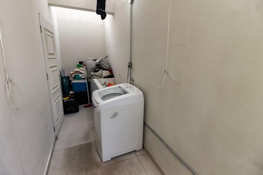Área de Serviço de casa à venda com 4 quartos, 200m² em Jardim Lar Sao Paulo, São Paulo