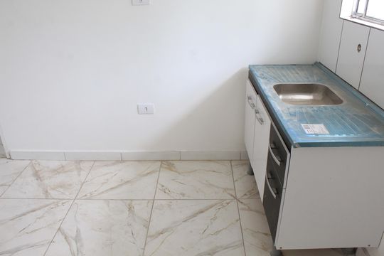 Cozinha de kitnet/studio para alugar com 1 quarto, 30m² em Parque Mirante da Mata, Cotia