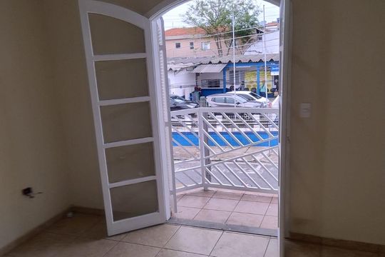 Quarto de casa à venda com 2 quartos, 130m² em Jardim Santa Maria, São Paulo