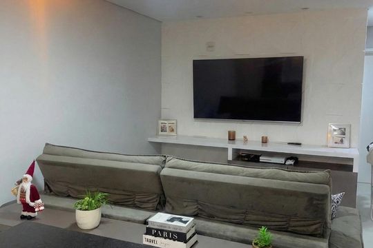 Sala de apartamento à venda com 2 quartos, 79m² em Jardim Ermida I, Jundiaí