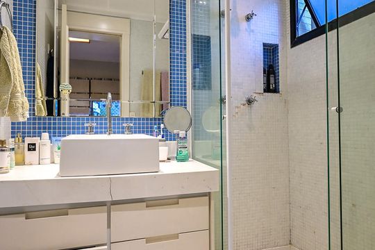 Banheiro Suíte 1 de apartamento à venda com 3 quartos, 226m² em Panamby, São Paulo