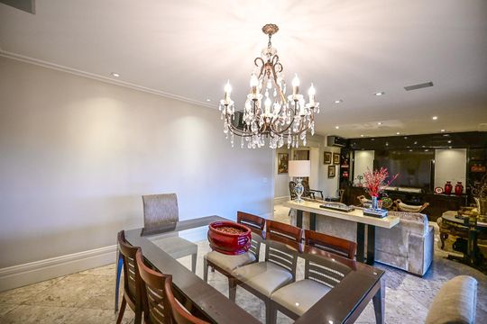 Sala de apartamento à venda com 3 quartos, 226m² em Panamby, São Paulo