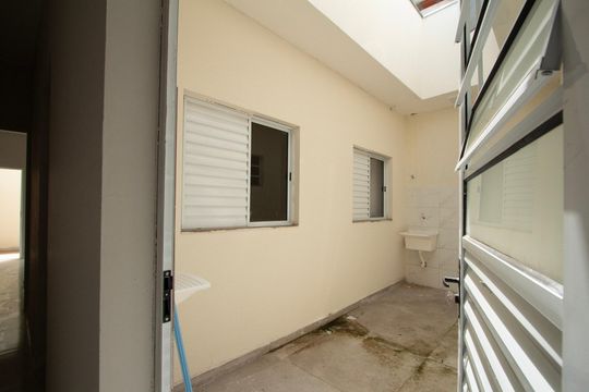 Área de Serviço de casa para alugar com 2 quartos, 53m² em Jardim Verginia, Sorocaba