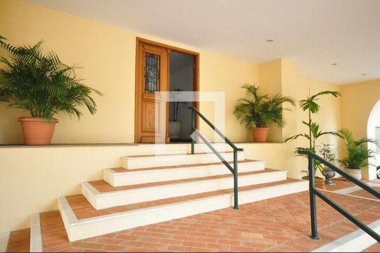 Área comum de apartamento à venda com 3 quartos, 75m² em Vila Suzana, São Paulo