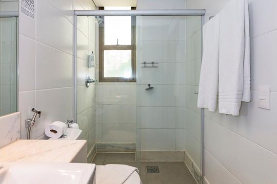 Banheiro da Suíte de apartamento à venda com 1 quarto, 62m² em Coracao de Jesus, Belo Horizonte