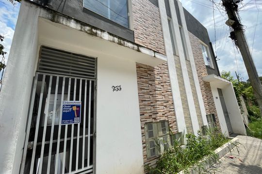 Fachada de kitnet/studio para alugar com 1 quarto, 30m² em Parque Mirante da Mata, Cotia