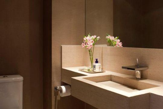 Banheiro de apartamento para alugar com 4 quartos, 404m² em Pacaembu, São Paulo