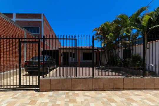 Fachada  de casa para alugar com 4 quartos, 180m² em Mathias Velho, Canoas