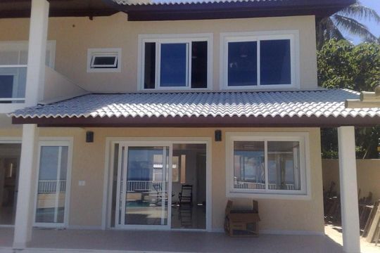 Casa para alugar com 5 quartos, 300m² em Pituaçu, Salvador
