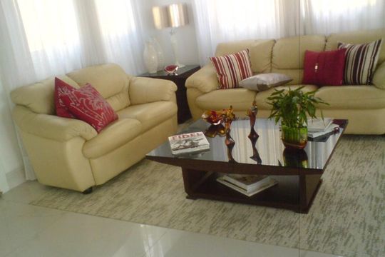 Casa para alugar com 5 quartos, 300m² em Pituaçu, Salvador