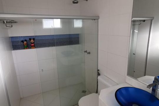 Casa para alugar com 5 quartos, 300m² em Pituaçu, Salvador