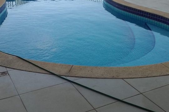 Casa para alugar com 5 quartos, 300m² em Pituaçu, Salvador