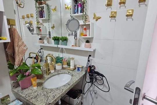 Banheiro de apartamento à venda com 1 quarto, 30m² em Santa Ifigênia, São Paulo