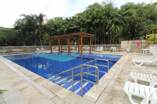 Piscina de apartamento à venda com 2 quartos, 52m² em Jacarepaguá, Rio de Janeiro
