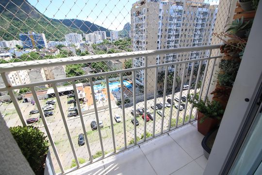 Varanda de apartamento à venda com 2 quartos, 52m² em Jacarepaguá, Rio de Janeiro