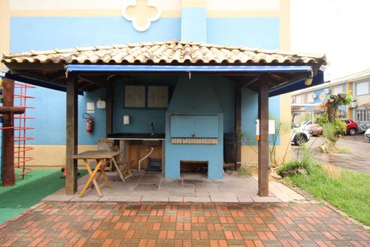 Área comum - Churrasqueira de casa de condomínio à venda com 3 quartos, 80m² em Humaitá, Porto Alegre