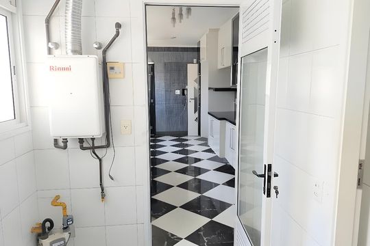 Apartamento para alugar com 4 quartos, 175m² em Vila Romana, São Paulo
