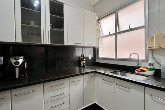 Cozinha de apartamento à venda com 3 quartos, 140m² em Gutierrez, Belo Horizonte