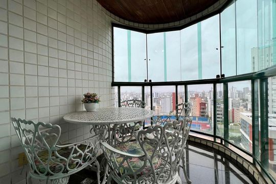 Varanda de apartamento à venda com 3 quartos, 140m² em Gutierrez, Belo Horizonte