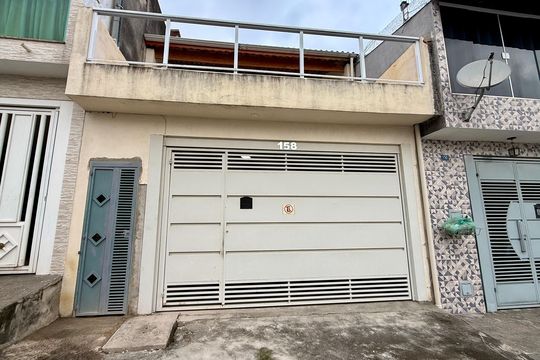 Fachada de casa para alugar com 2 quartos, 80m² em Jardim Adriana, Guarulhos