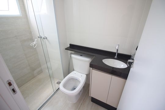 Suite Quarto 1 de apartamento à venda com 2 quartos, 55m² em Riacho das Pedras, Contagem