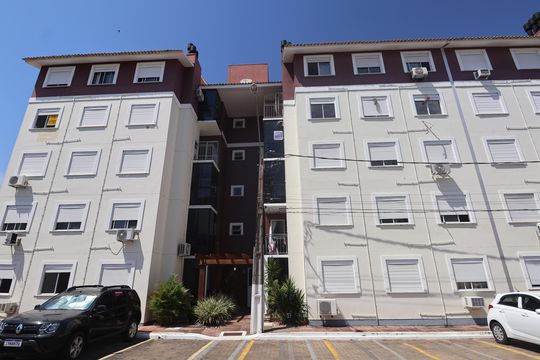 Fachada do bloco de apartamento à venda com 3 quartos, 61m² em Estância Velha, Canoas