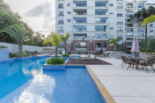 Apartamento para alugar com 3 quartos, 144m² em Alto da Glória, Curitiba
