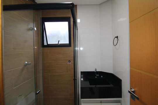 Banheiro de apartamento à venda com 2 quartos, 38m² em Santana, São Paulo