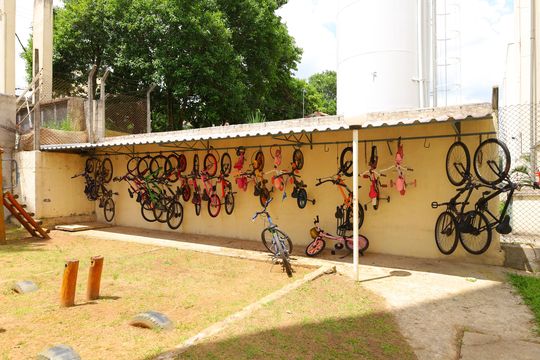 Área comum - Bicicletário de apartamento para alugar com 2 quartos, 58m² em Conjunto Residencial José Bonifácio, São Paulo