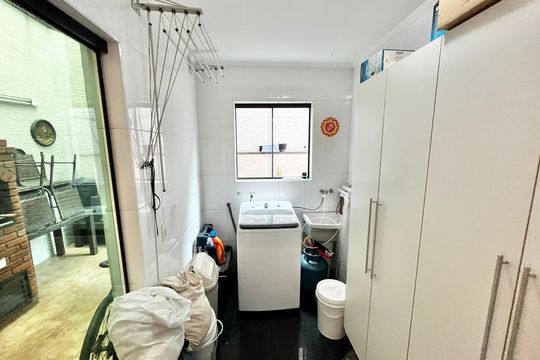 Área de Serviço de casa à venda com 3 quartos, 160m² em Vila Roque, São Paulo