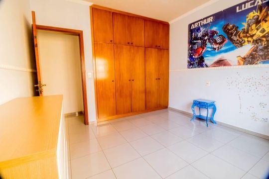 Casa à venda com 4 quartos, 340m² em Parque Centenário, Jundiaí