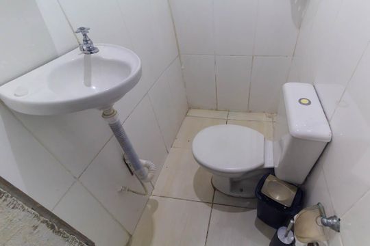 Banheiro de casa para alugar com 1 quarto, 26m² em Jardim Guairaca, São Paulo