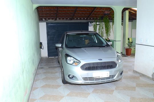 Garagem de casa à venda com 3 quartos, 302m² em Vitoria, Belo Horizonte